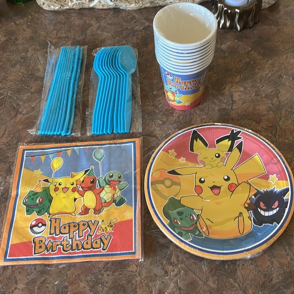 Pokemon Birthday Party Supplies Set - Multicolor